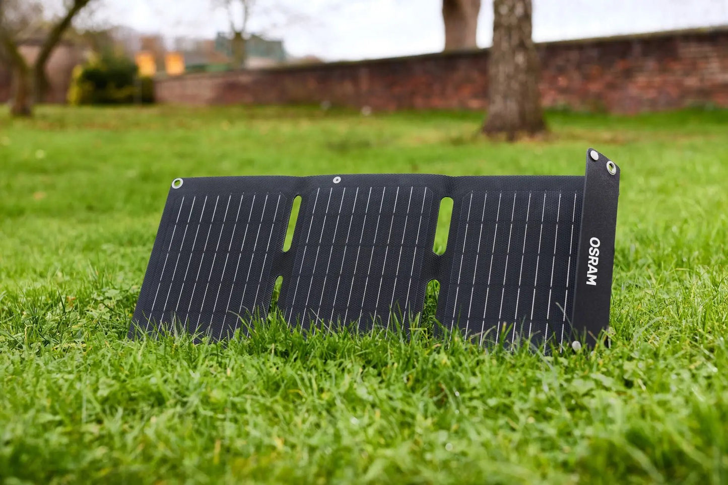 BATTERYcharge faltbares Solarpanel 20W inkl. USB-Ladegerät OSRAM OSRAM