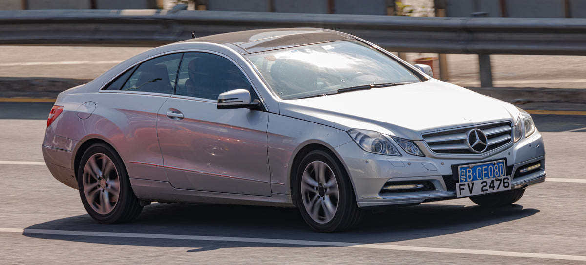 Beispielfahrzeug Mercedes-Benz Klasse E Coupè 2-türig; Fahrzeug nicht im Lieferumfang