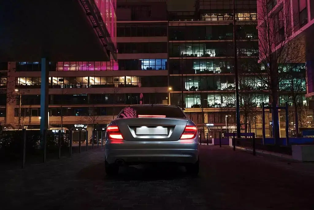 LED W5W 12V 0,9W Ultinon Pro6000 mit Straßenzulassung 6000K 2 St. Philips - Samsuns Group