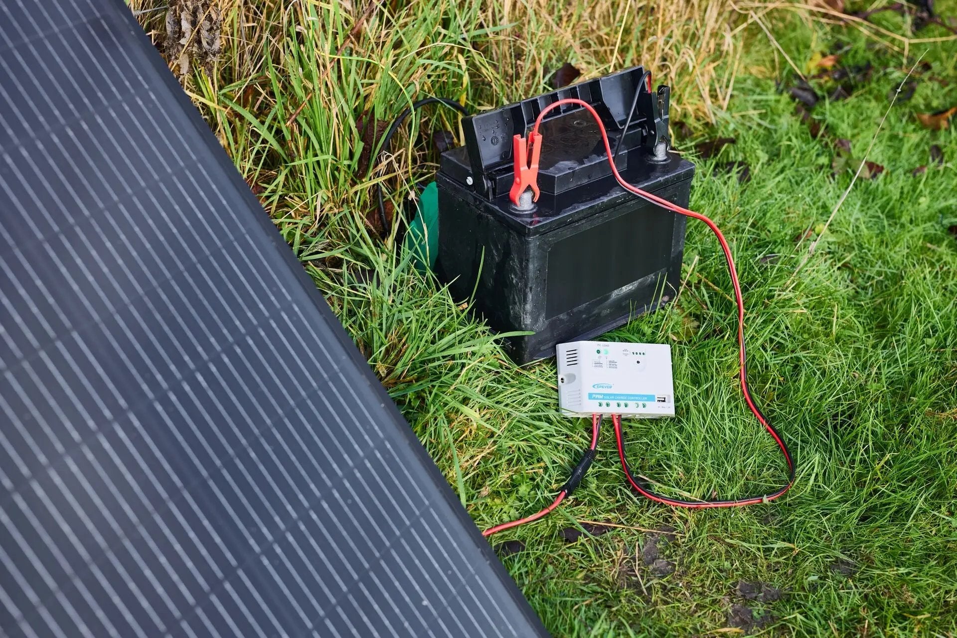 BATTERYcharge faltbares Solarpanel 200W bis zu 10,8A (18.54V)  OSRAM OSRAM