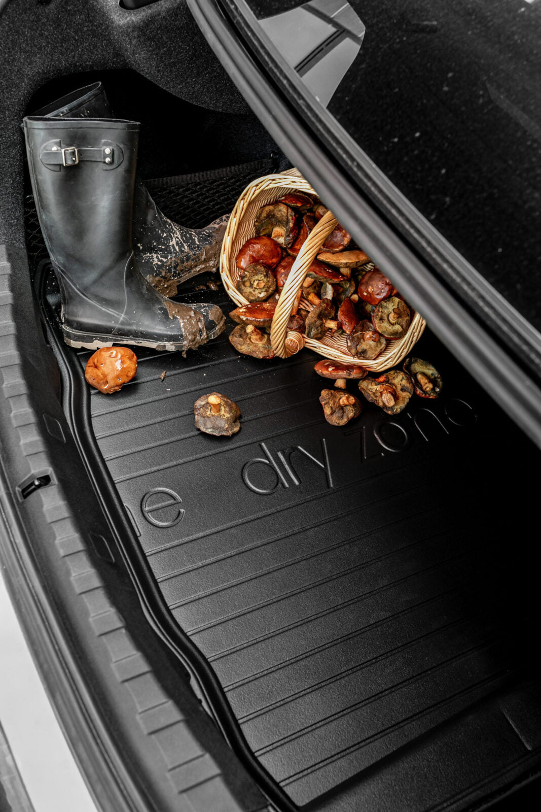 FROGUM DryZone Kofferraummatte für Hyundai i20 I Schrägheck 2008–2015 – Ansicht 6