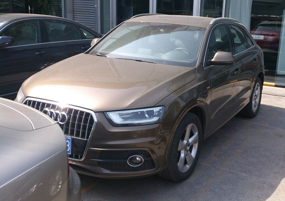 Beispielfahrzeug Audi Q3; Fahrzeug nicht im Lieferumfang