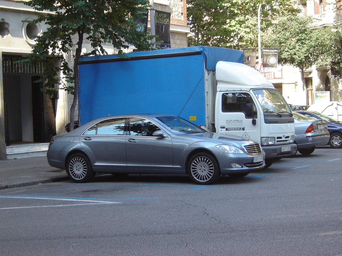 Beispielfahrzeug Mercedes-Benz Klasse S (W221); Fahrzeug nicht im Lieferumfang