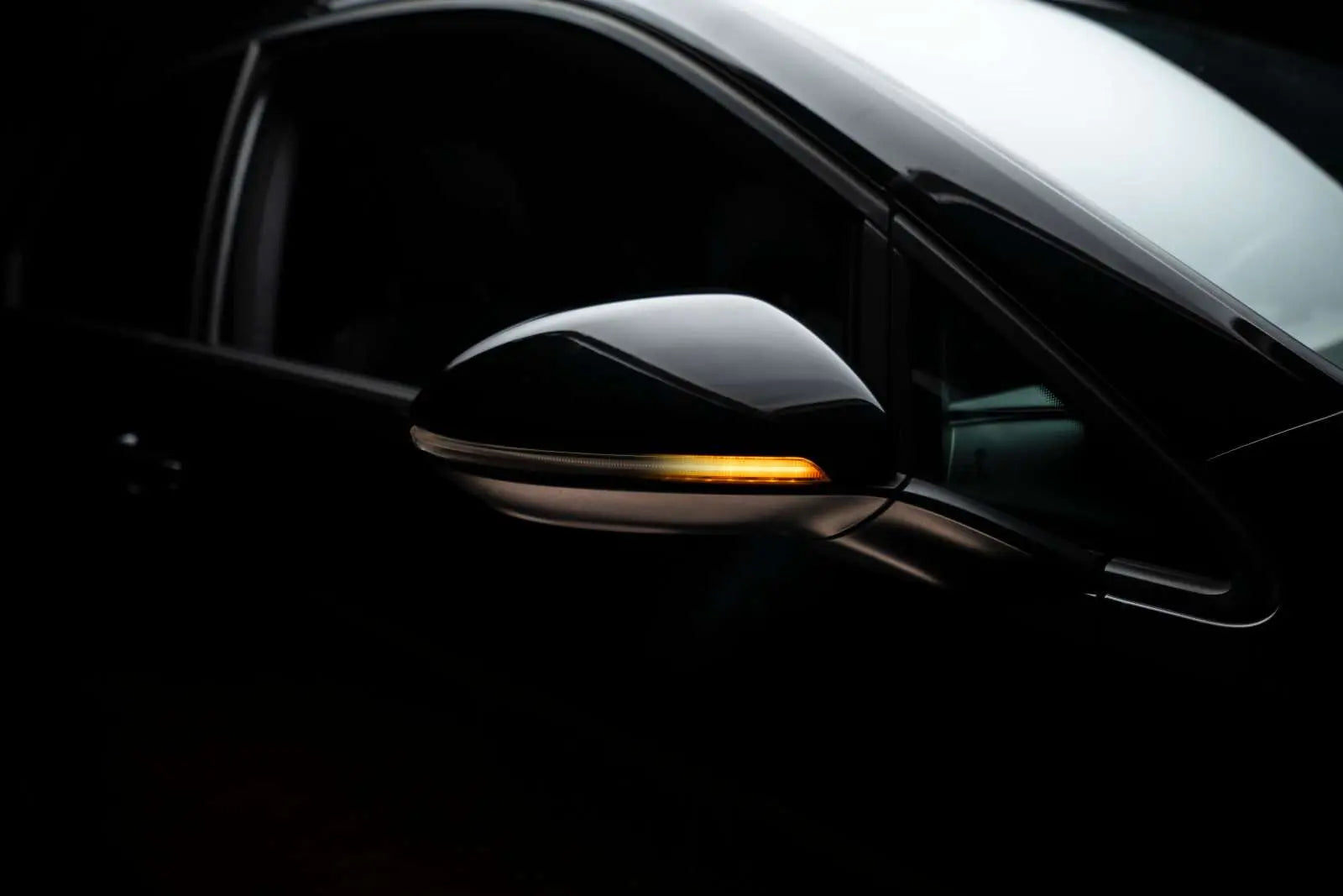 LEDRiving® Dynamische LED Spiegelblinker VW Golf VII - Black Edition - Samsuns Group