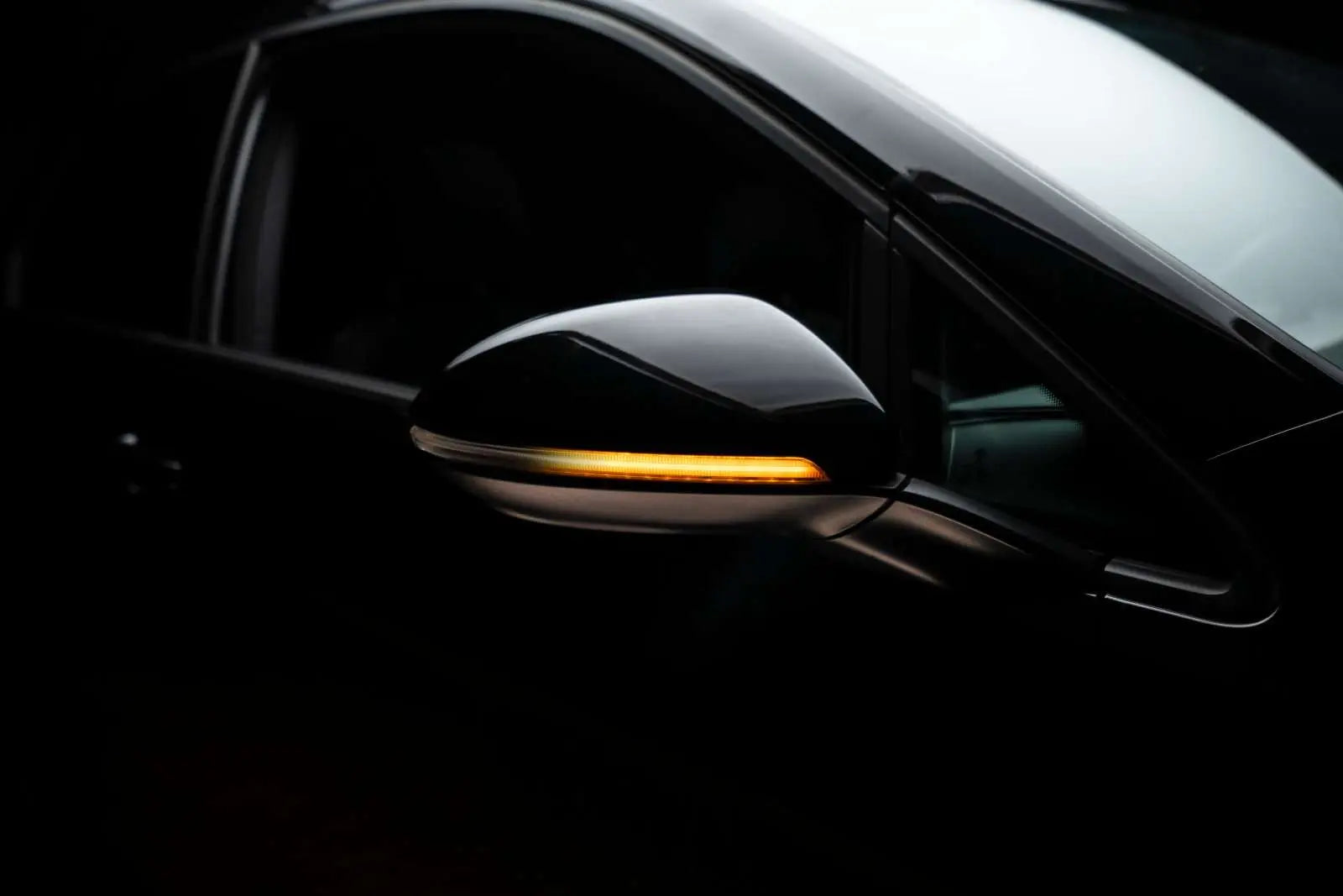 LEDRiving® Dynamische LED Spiegelblinker VW Golf VII - Black Edition - Samsuns Group