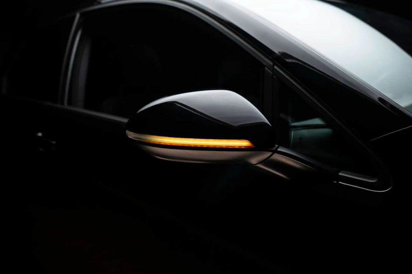 LEDRiving® Dynamische LED Spiegelblinker VW Golf VII - Black Edition - Samsuns Group